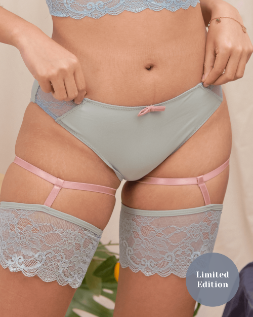 faerie blue lace thigh garters