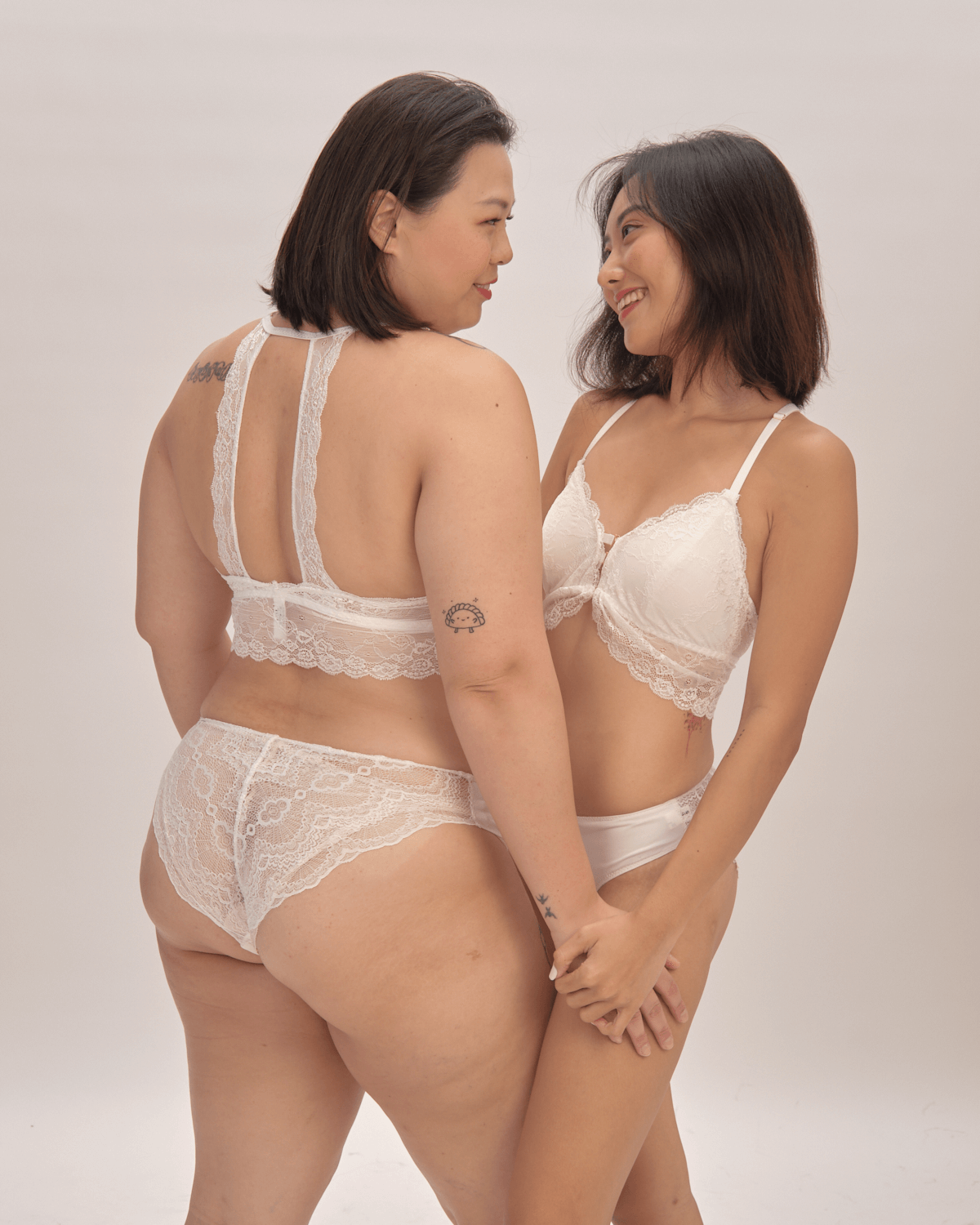 best wishes front close midi bralette in white