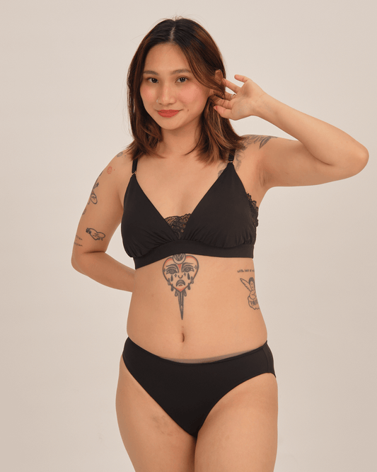 easy does it padded bralette in black