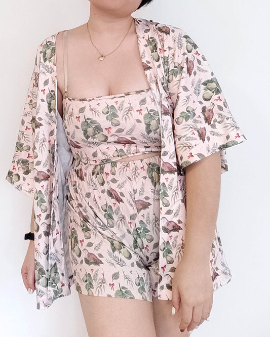 kimono robe in partridge print