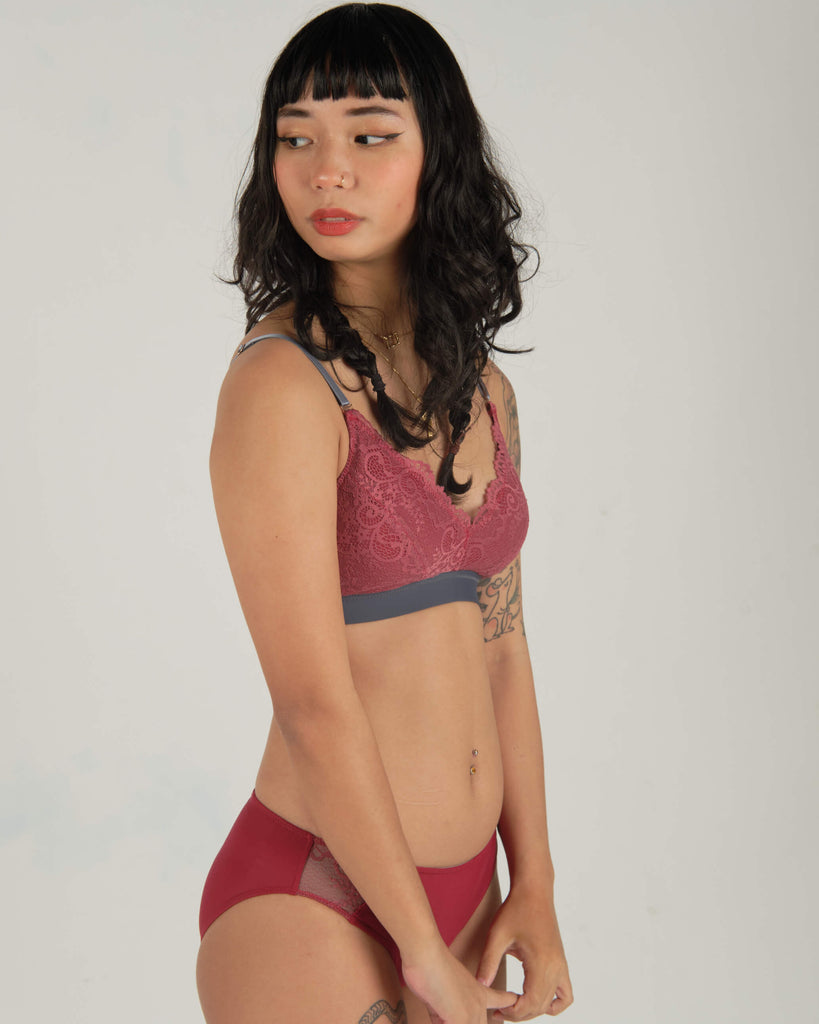 stay fresh padded bralette in berry