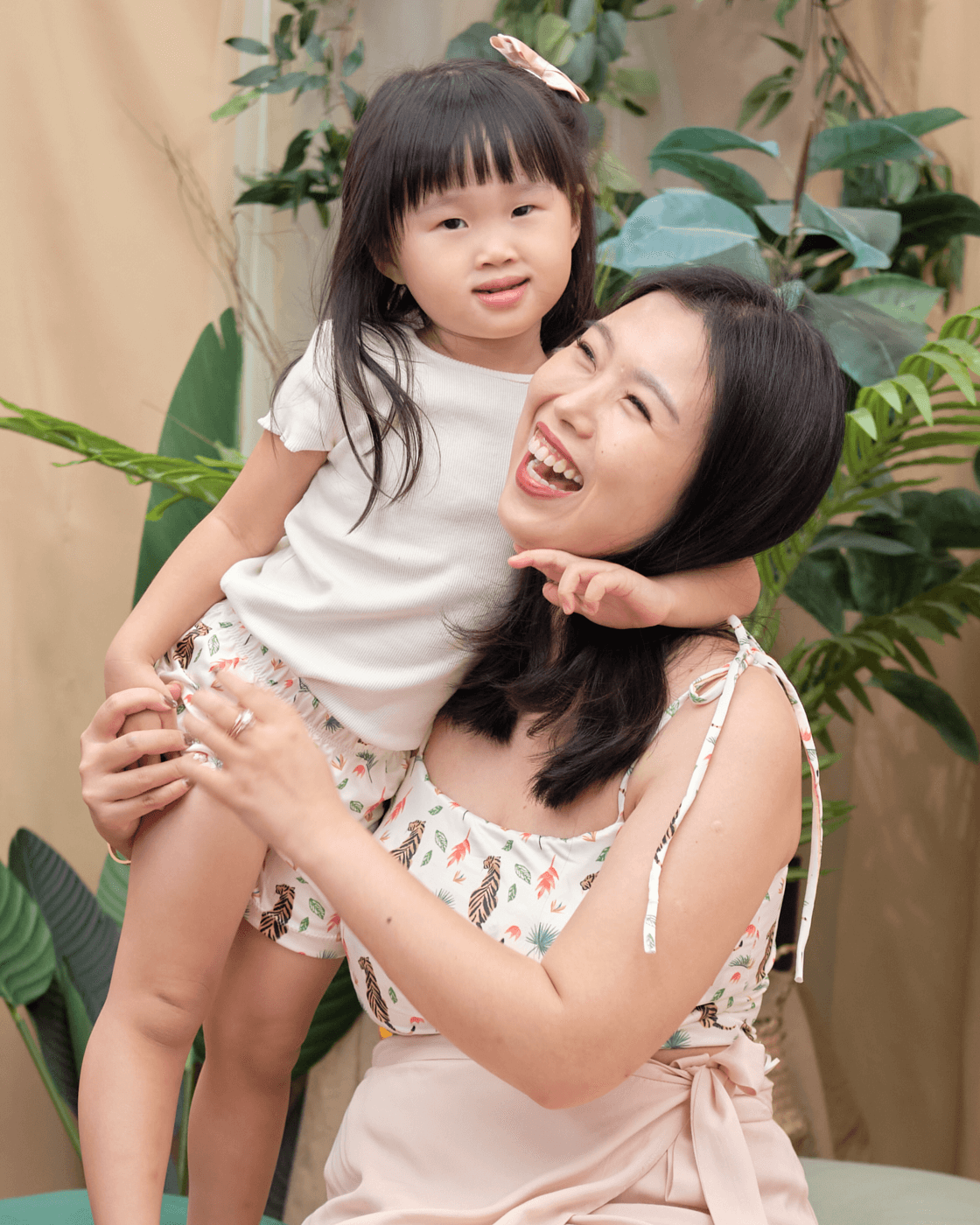 eye of the tiger print shorts (kids)