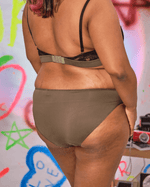 Load image into Gallery viewer, prima donna lace panelled panty
