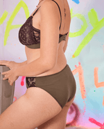 Load image into Gallery viewer, prima donna lace panelled panty
